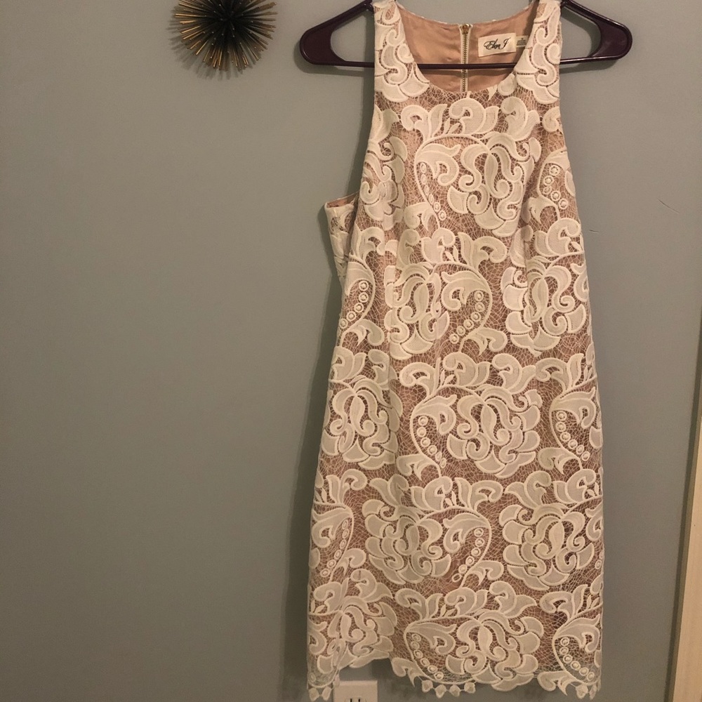 White lace dress